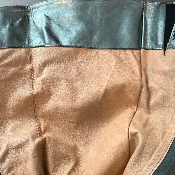 You by Crocs Leather Silver Women's knee boots size 8.5 - Picture 5 of 5